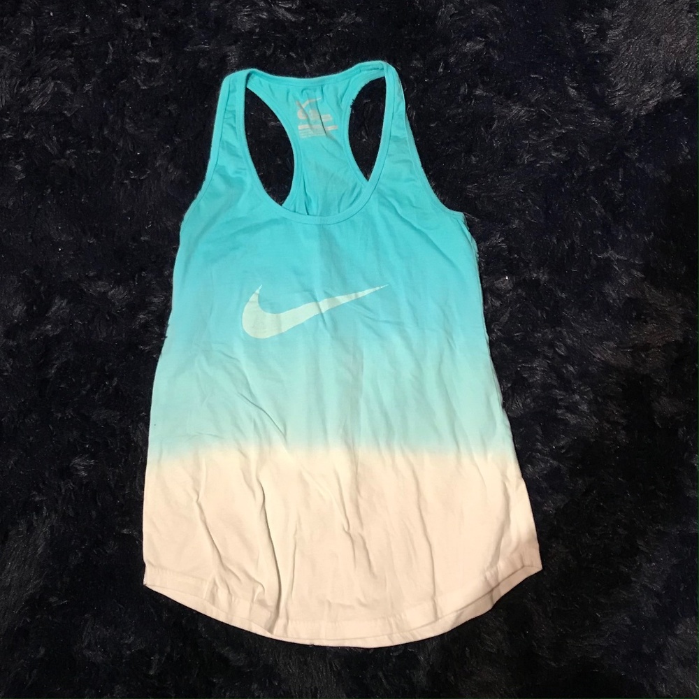 Nike tank